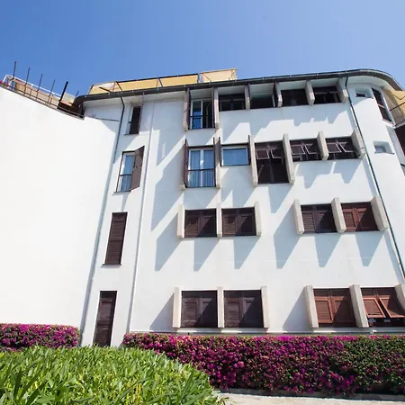 Welcome Riviera Nautilus 11- Vista Mare-posto Macchina Individuale-only One Car-piscina Condominiale Estiva-attrezzatissimo Apartment Rapallo