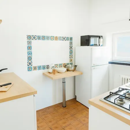 Welcome Riviera Nautilus 11- Vista Mare-posto Macchina Individuale-only One Car-piscina Condominiale Estiva-attrezzatissimo