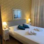 Welcome Riviera Nautilus 11- Vista Mare-posto Macchina Individuale-only One Car-piscina Condominiale Estiva-attrezzatissimo Apartment Rapallo