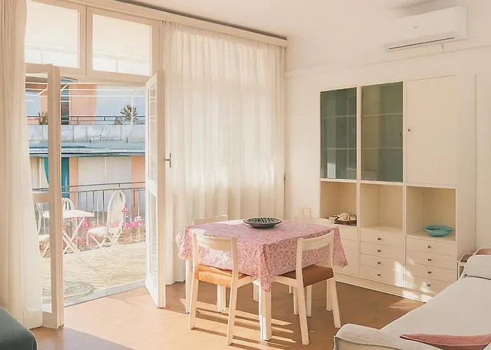 Welcome Riviera Nautilus 11- Vista Mare-posto Macchina Individuale-only One Car-piscina Condominiale Estiva-attrezzatissimo Apartment