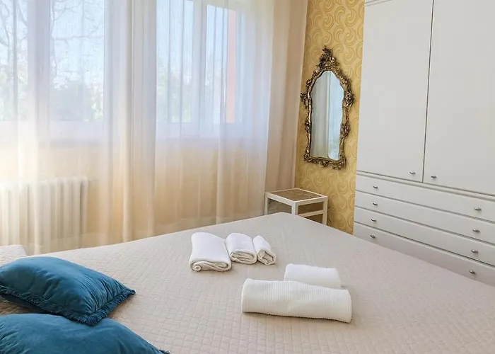 Apartment Welcome Riviera Nautilus 11- Vista Mare-posto Macchina Individuale-only One Car-piscina Condominiale Estiva-attrezzatissimo Rapallo